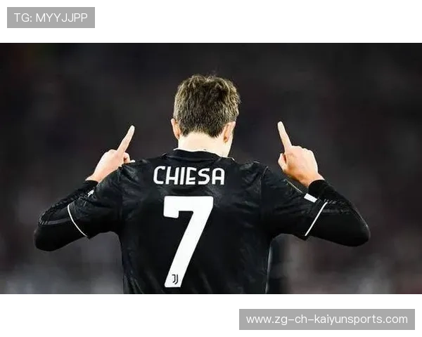 尤文前场二次落点抢射，基耶萨补射成功